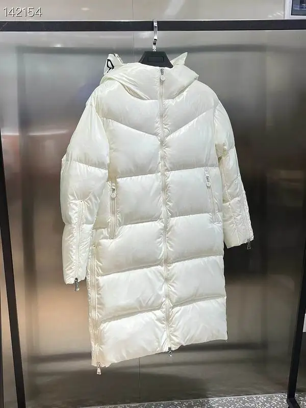 Moncler sz1-4 26yr166 (6)